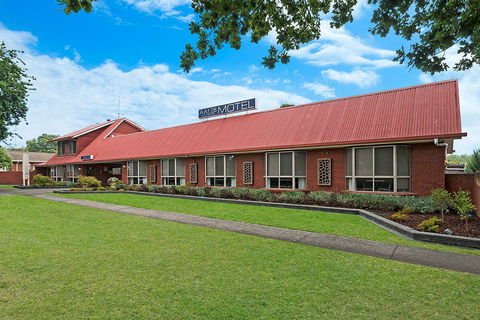 AAt 28 Goldsmith Motel - Tourism Townsville 0