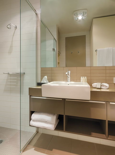 Caroline Serviced Apartments - Tourism Townsville 2