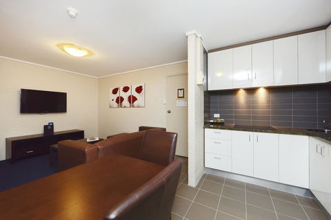 Ibis Styles Canberra - Tourism Townsville 36