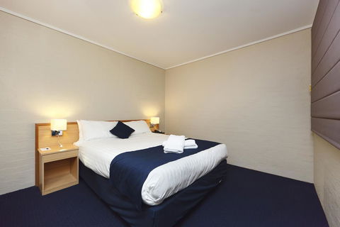 Ibis Styles Canberra - Tourism Townsville 24