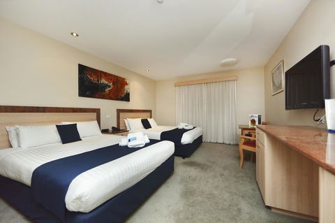 Ibis Styles Canberra - Tourism Townsville 37