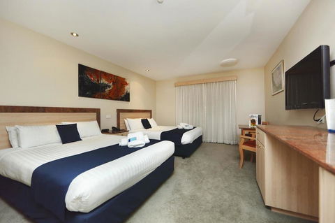 Ibis Styles Canberra - Tourism Townsville 8