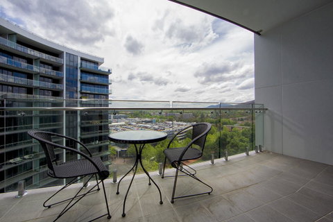 Manhattan 303 Canberra City ACT - Tourism Townsville 17
