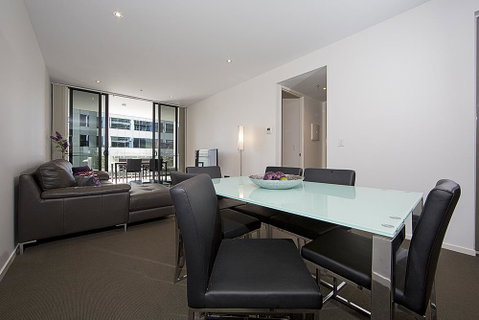 Manhattan 303 Canberra City ACT - Tourism Townsville 29