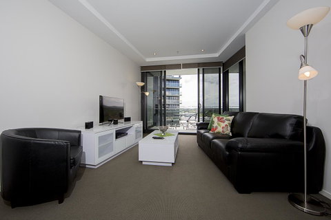 Manhattan 303 Canberra City ACT - Tourism Townsville 19