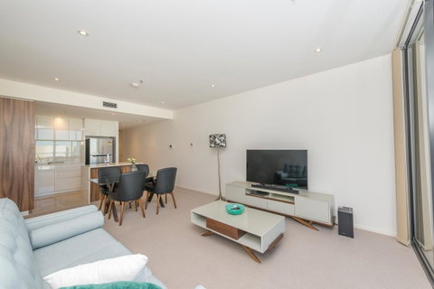 Manhattan 303 Canberra City ACT - Tourism Townsville 26