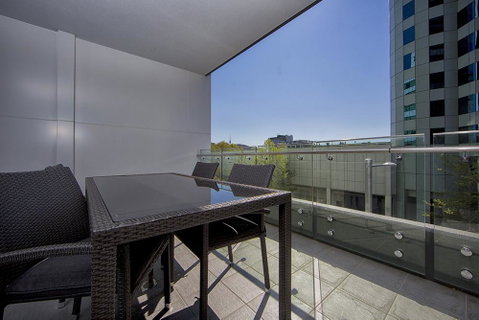 Manhattan 303 Canberra City ACT - Tourism Townsville 31
