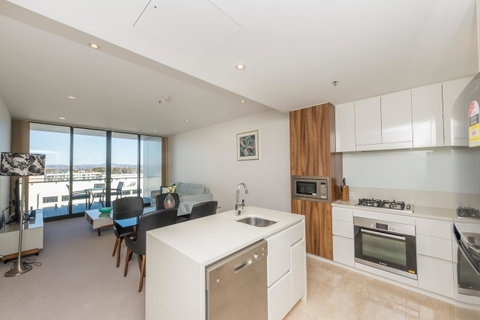 Manhattan 303 Canberra City ACT - Tourism Townsville 21