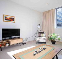 Spacious 1BR Stylish New Acton Apartment Parking - Tourism Townsville