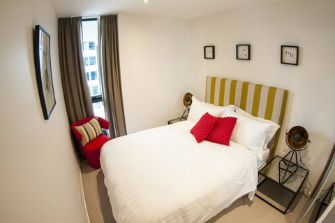 KUI - Manhattan Apartments - Tourism Townsville 14