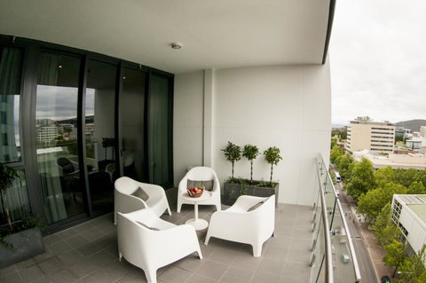 KUI - Manhattan Apartments - Tourism Townsville 16