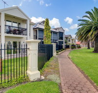 Port Adelaide Harbourside House - Tourism Townsville
