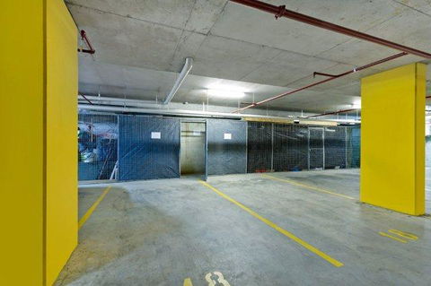 Lakeside Waterfront Apartment The Entrance - Tourism Townsville 12