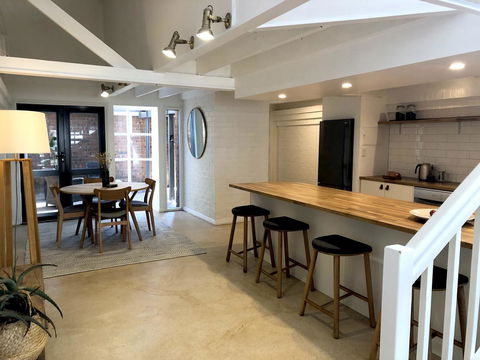 The Loft - Beautiful Central Barossa Apartment - Tourism Townsville 4