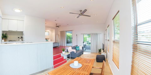 S T U D I O 22 Peaceful Retreat With Garden Views - Tourism Townsville 1