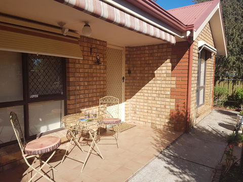 Tanunda\'s Magpie House - Tourism Townsville 25