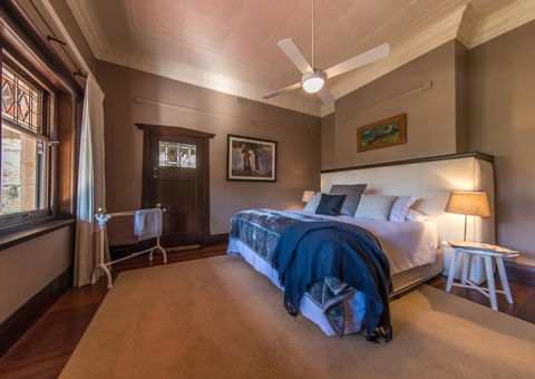 The Tudor House - Tourism Townsville 2