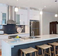 Boutique Getaway on Wright - Tourism Townsville