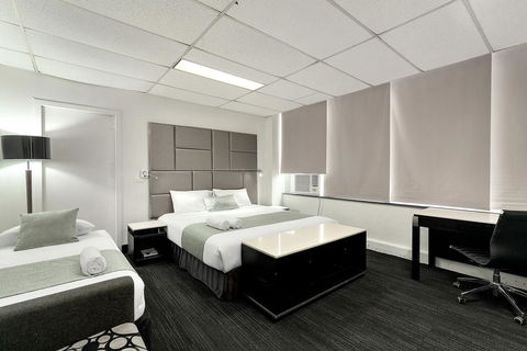 Cosmo On Bank - Tourism Townsville 6