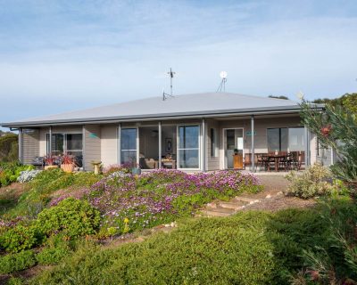 Emu Bay Holiday Homes - Tourism Townsville 40