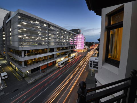 Mansions On Pulteney - Tourism Townsville 6