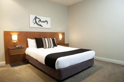 Mantra Hindmarsh Square - Tourism Townsville 24