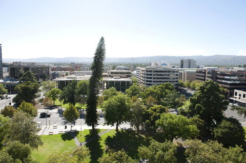 Mantra Hindmarsh Square - Tourism Townsville 21