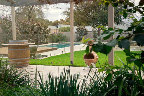 29 Jane - Tourism Townsville 0