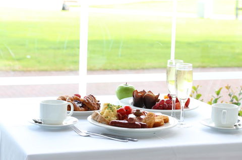 Stamford Grand Adelaide - Tourism Townsville 8
