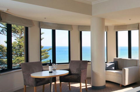 Stamford Grand Adelaide - Tourism Townsville 2