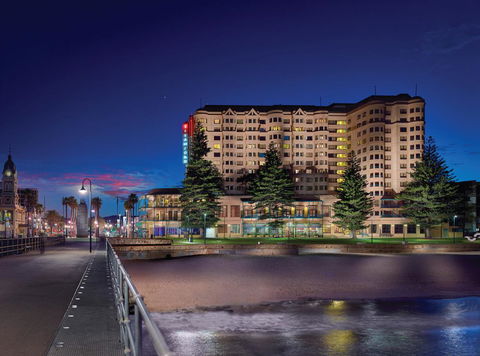 Stamford Grand Adelaide - Tourism Townsville 7