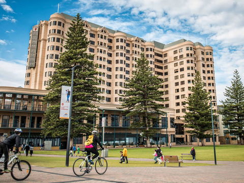 Stamford Grand Adelaide - Tourism Townsville 27