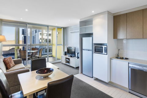 IStay Precinct Adelaide - Tourism Townsville 16