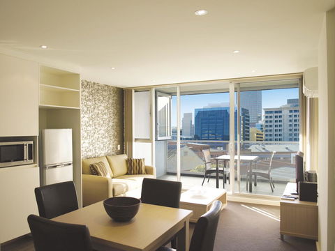 IStay Precinct Adelaide - Tourism Townsville 23