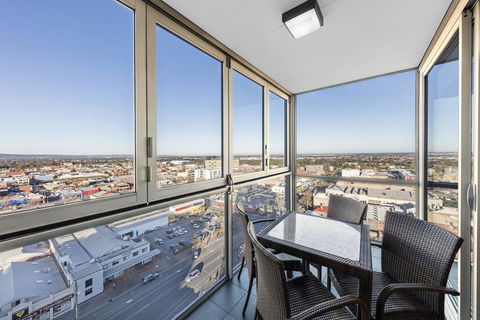 IStay Precinct Adelaide - Tourism Townsville 20