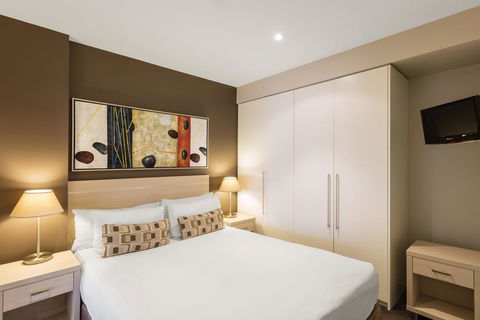 Glenelg Seaside Apartment - Tourism Townsville 7