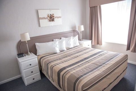 Arkana Motor Inn & Terrace Apartments - Tourism Townsville 20