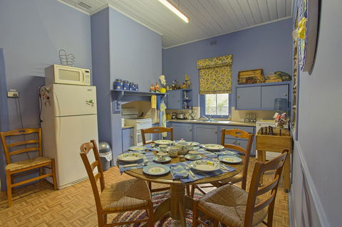 Tanunda Cottages - Tourism Townsville 12