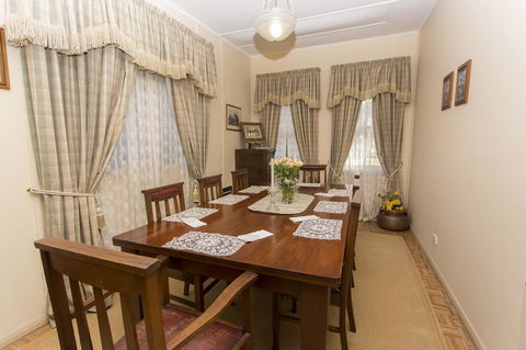 Tanunda Cottages - Tourism Townsville 11