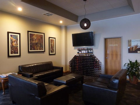 Southgate Motel - Tourism Townsville 32