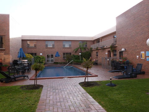 Southgate Motel - Tourism Townsville 30