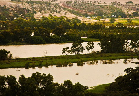 Riverview Rise Retreats - Tourism Townsville 30