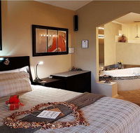Romantic Getaways at Riverview Rise Retreats - Tourism Townsville
