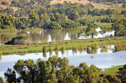 Riverview Rise Retreats - Tourism Townsville 19