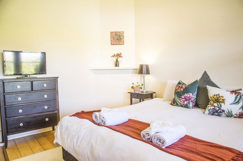 Mataro Cottage - Tourism Townsville 10