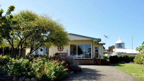 Admirals Inn - Tourism Townsville 3
