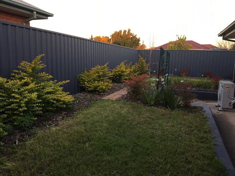 Windsor Gardens Home - Tourism Townsville 14