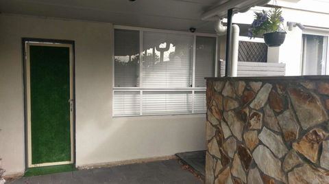 Christophers Villa - Tourism Townsville 7