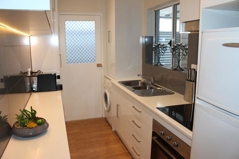 Christophers Villa - Tourism Townsville 28