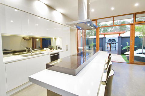 Sticky Rice Villas - Tourism Townsville 3